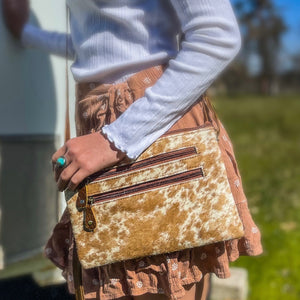 Light brown cowhide purse